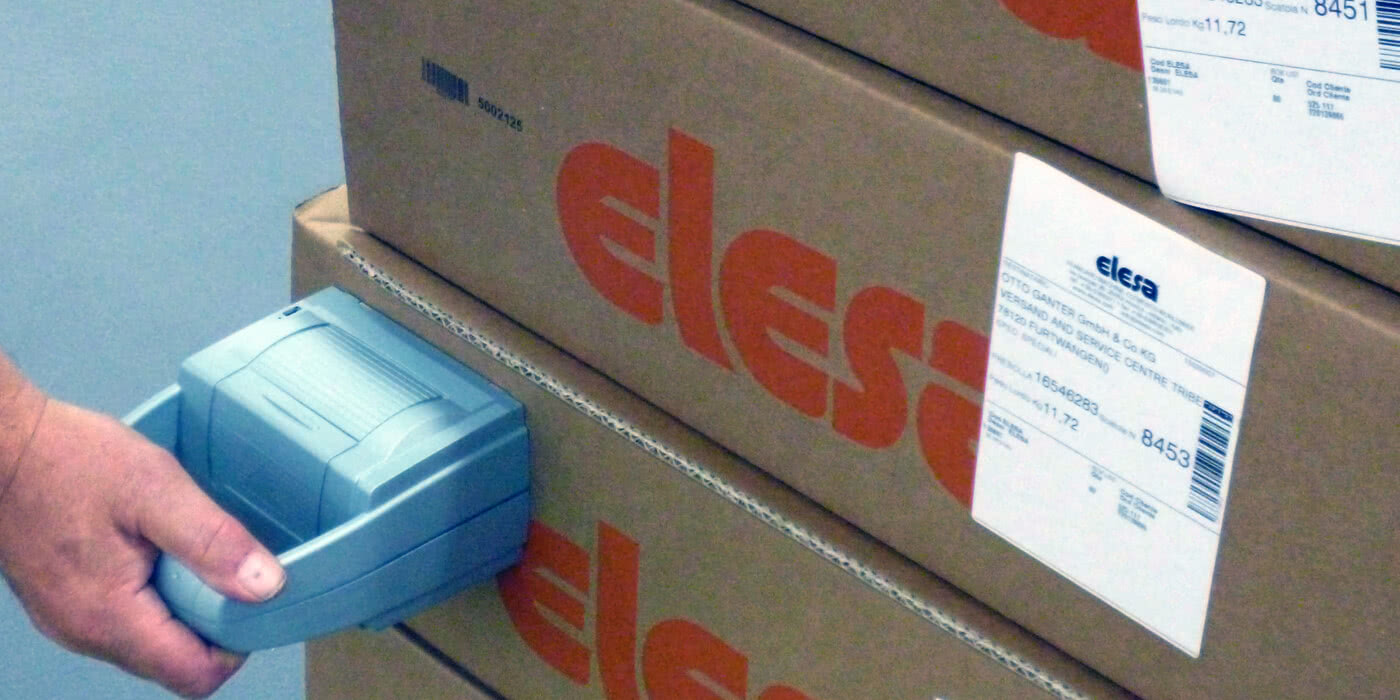 Marking device jetStamp graphic 970 in use - See for yourself!